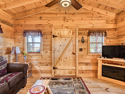 Summit Rustic Cabins Interior 13